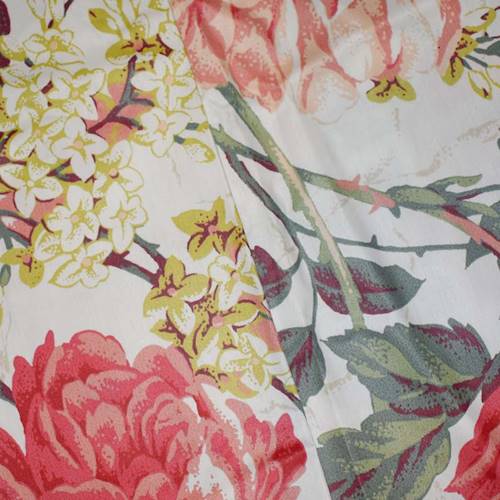 *5 3/4 YD PC -- Red/Green/Multi Braemore Floral Printed Woven Decorating Fabric DFW4080-X